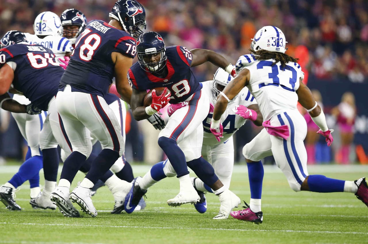 Los Texans no contratarán a nadie para tomar el lugar del lesionado Arian Foster