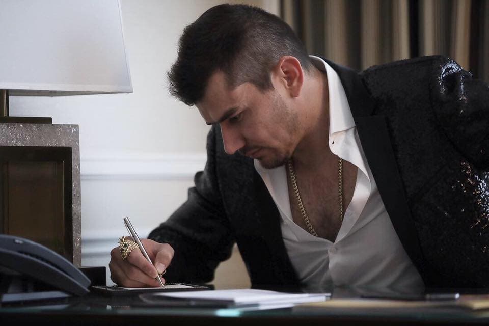 <b>Kanales. </b>El nombre real de este cantante, originario de Sinaloa, al norte de México, es Pedro Haros.