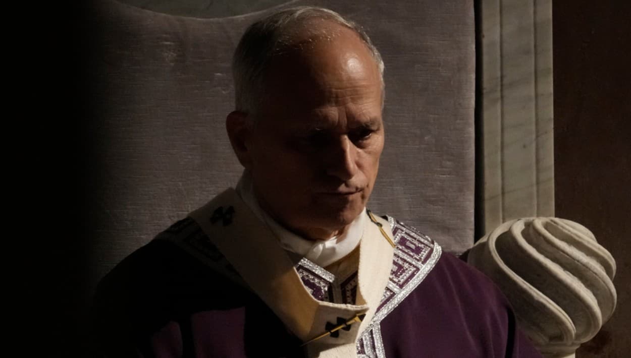 Papa León XIV confirma que renunció el obispo de San Diego acusado de malversar $270,000