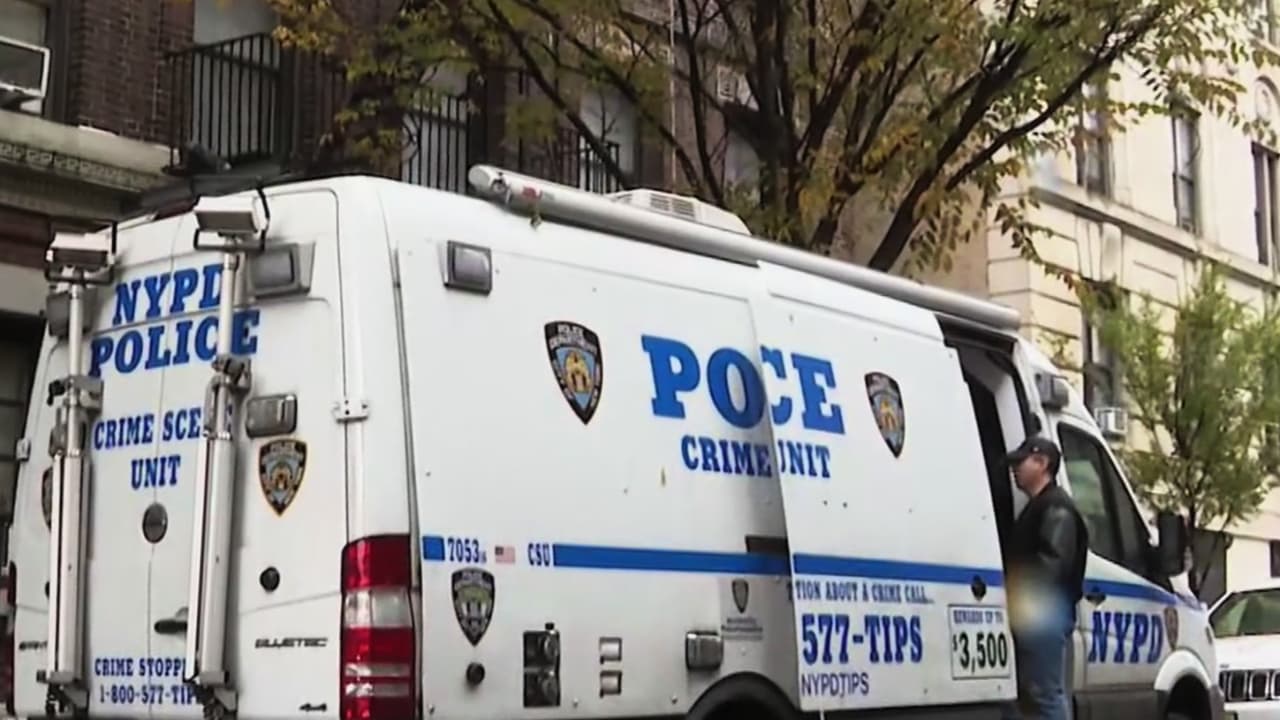 Arrestan a sospechoso de apuñalar a una mujer hispana en su apartamento en Manhattan