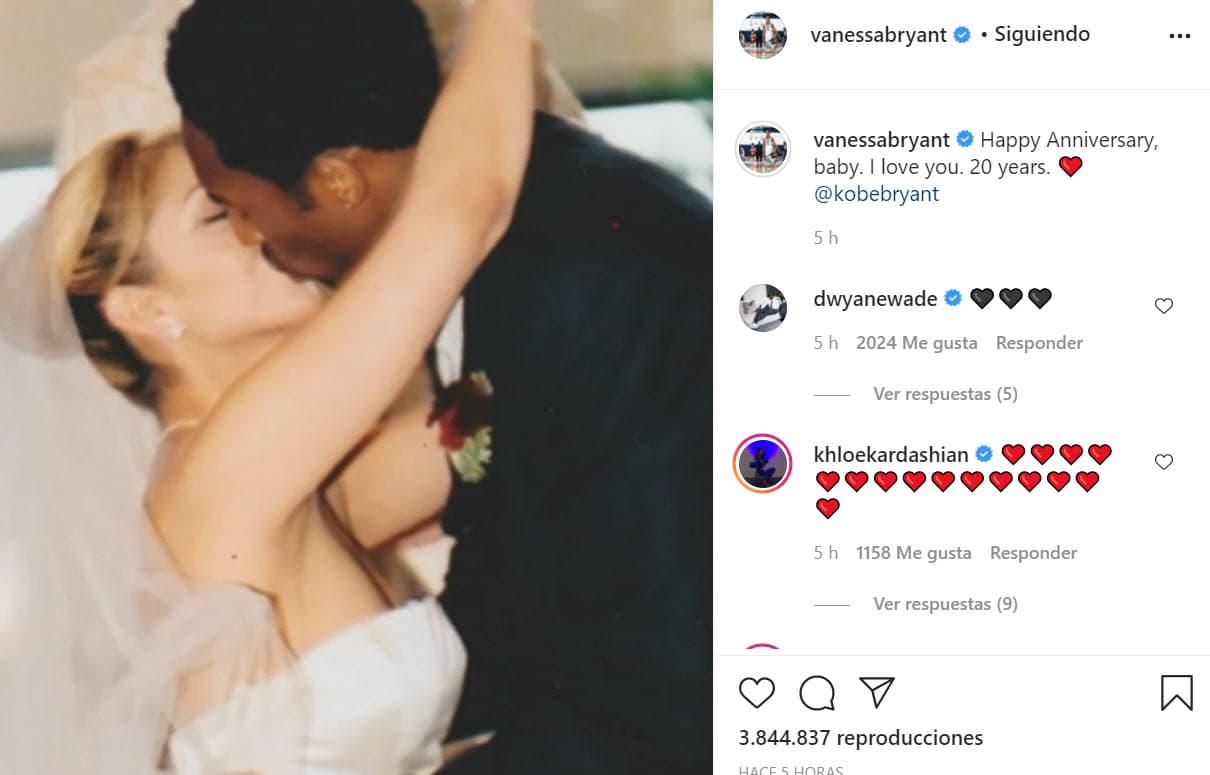 La modelo publicó esta foto con el ídolo del deporte en la que escribió: "
<b><a href="https://www.instagram.com/p/CN0BWlJDJed/" target="_blank">Feliz aniversario, cariño</a></b>. Te amo. 20 años".
<br>