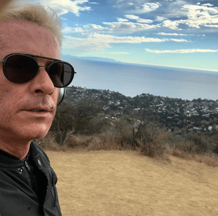 Este 28 de mayo, el actor venezolano recordó la forma en que inició esta supuesta rivalidad con Colunga: "Yo creo que todo comenzó con una visita que yo hice a Televisa, antes de entrar a Televisa, hace muchísimos años", dijo el actor para el reportero 
<a href="https://www.facebook.com/1580692658672456/videos/866204290389514/?__xts__%5B0%5D=68.ARB3W9Ga18f8DMyGT-TmUoxhYYnsVBKOFPkjPmkKssGSmZGQZ0W2RCJAPG6IpggcW47kAwUtqs5jebCMdE5KsFAJ1LnbSHarRwnU7WuOJ0nrr-Kp4HcZC9qaTe7ba_DH3uf3_EZRltL3X5uTjymvEyuEo9lbbM-ZTS-FQ3JIvUC1D8_ZJ_wB0RRn8POdLfBQRS-cjSddwFC4mBAQajGv6KuZxONAry3Xsq-k6hzw-aJmALTzLPIR9DETnGaKWlNbmv8JFFpX3DFzvSF9buKIiJTM9Ma_g1y4J414CLu2tvu2_RYTi6HPgR-69G8sa-w7DxYQVkdcyEsO08iK2qG_dAX2L6HfeZAs1xnVK6DY&__tn__=-R" target="_blank">Edén Dorantes</a>.