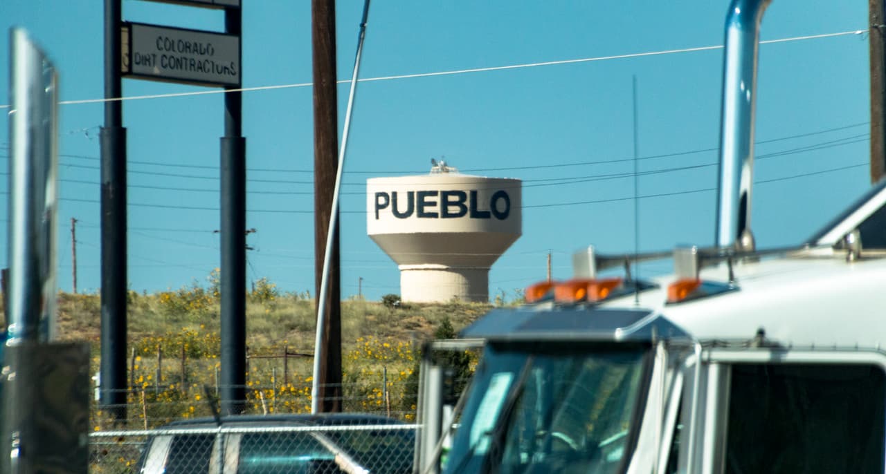 <b>Puesto 4: Pueblo, Colorado. Tasa de robo de automóviles: 701 por cada 100,000 habitantes (1,175 en 2918). </b>
<br>En esta ciudad se roban más autos que en
<b> </b>el área metropolitana de Denver-Aurora-Lakewood, que es la más poblada del estado, y tiene una tasa de robos de autos de 506.
