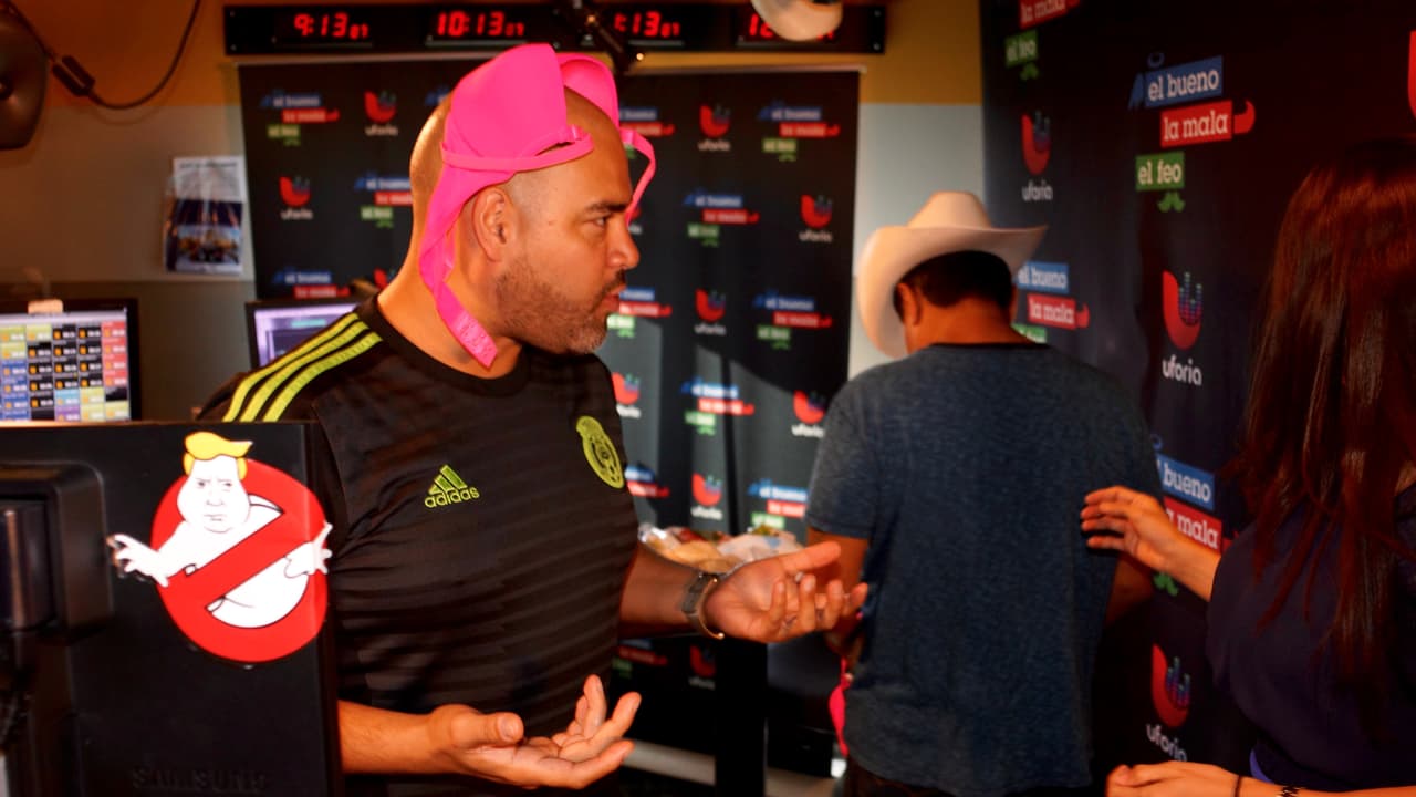 Otro regalo sorpresa de Carlita para Raúl 'El Pelón' y El Feo.