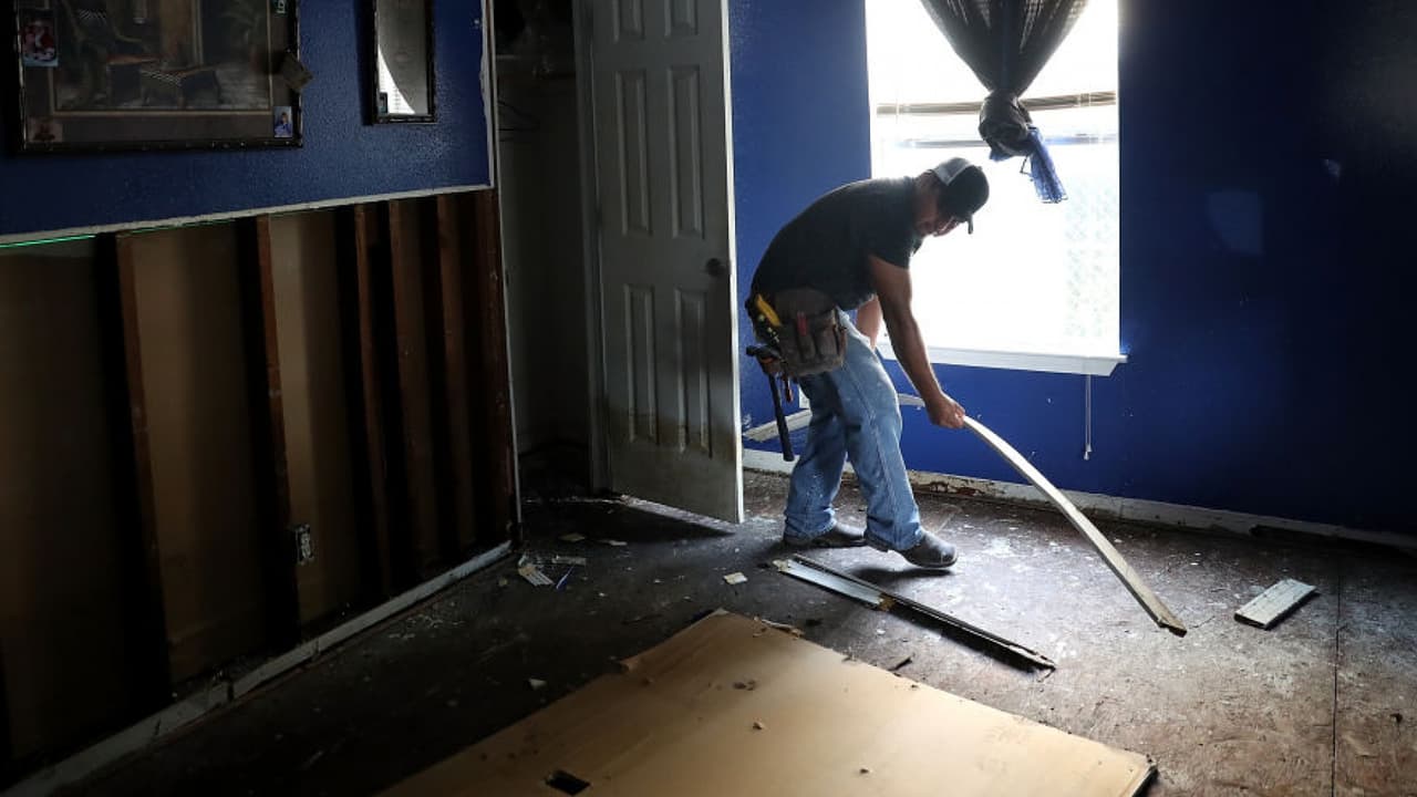  ¿Necesitas hacer un reclamo a tu seguro por daños después de la tormenta invernal? Son varios pasos los que tendrás que tomar 