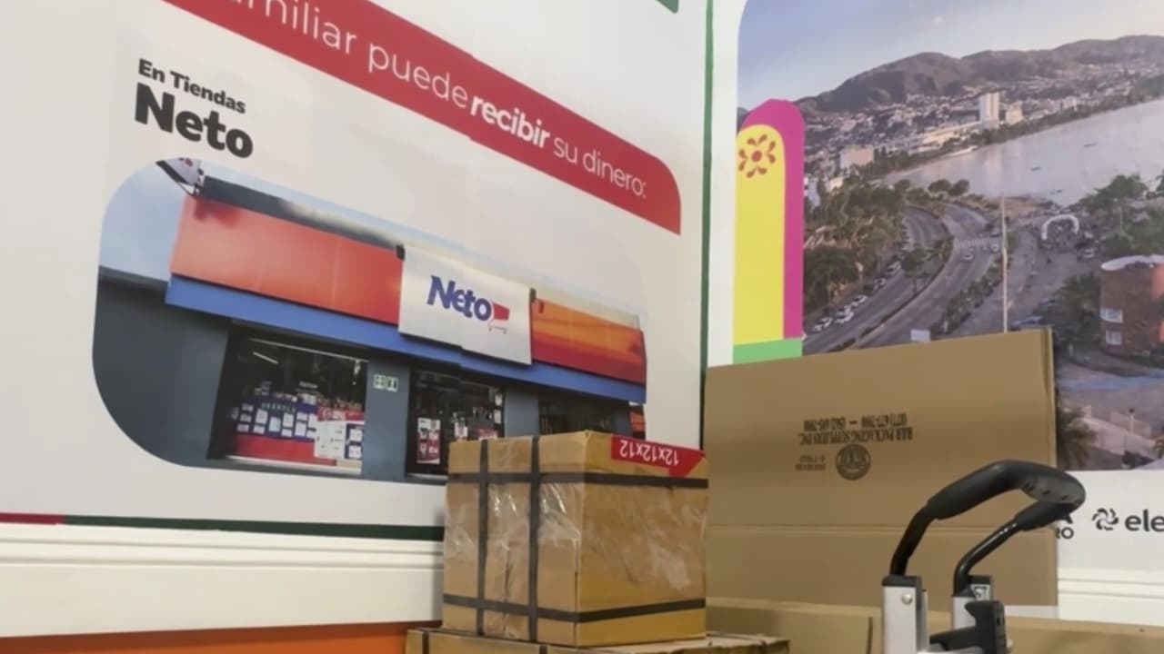 Negocios de envíos evalúan salida voluntaria de inmigrantes ante incertidumbre país