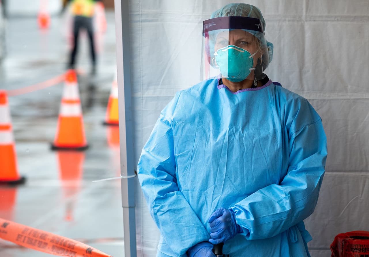 El número de casos de coronavirus supera los 15,000 en Los Ángeles