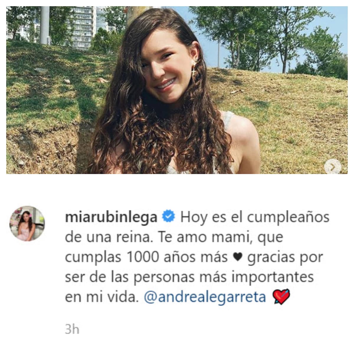 "Hoy es 
<b><a href="https://www.instagram.com/p/CCjXx86nl0C/" target="_blank">el cumpleaños de una reina</a></b>. Te amo mami, que cumplas 1,000 años más. Gracias por ser de las personas más importantes en mi vida", le escribió en su cuenta de Instagram.
<br>
