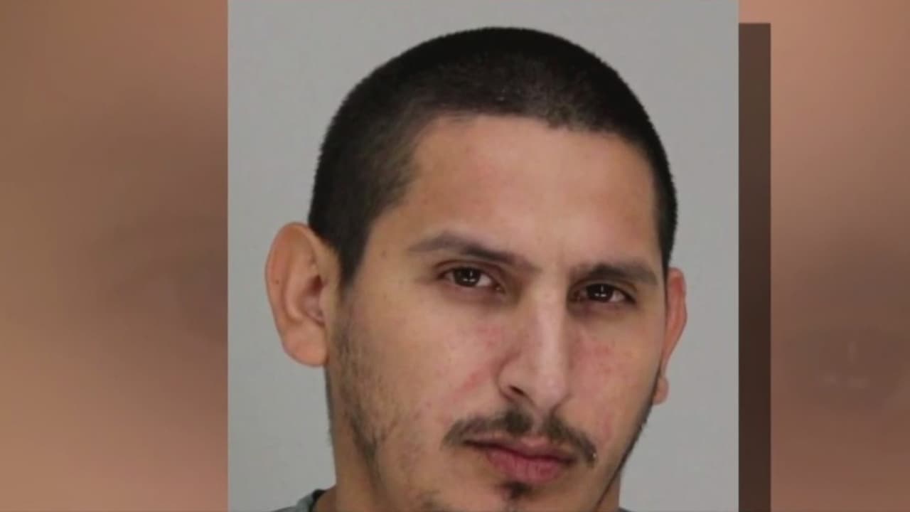 Sentencian a cadena perpetua al acusado de matar al oficial de la policía de Dallas Rogelio Santander