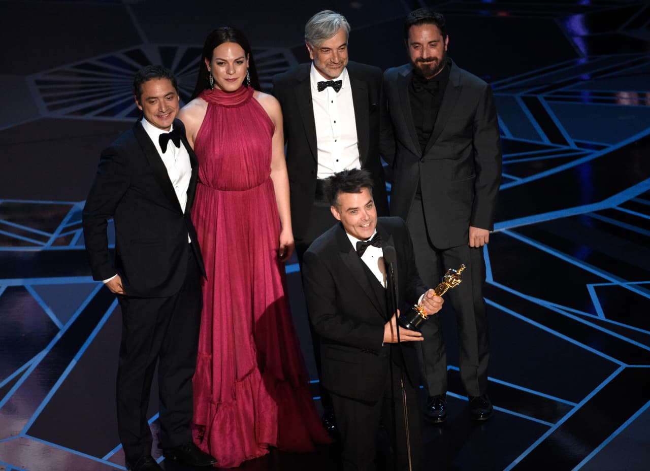 Entre las películas con más candidaturas se encuentran 
<b><a href="https://www.univision.com/entretenimiento/la-actriz-daniela-vega-actua-como-una-mujer-fantastica-dentro-y-fuera-de-la-pantalla">‘Una mujer fantástica’</a></b> (9 nominaciones), ‘Zuma’ (8 nominaciones) y ‘Últimos días en La Habana’ (7 nominaciones). Las tres se enfrentan en la categoría de mejor película iberoamericana de ficción, junto a los filmes 'La cordillera' y 'La librería'.