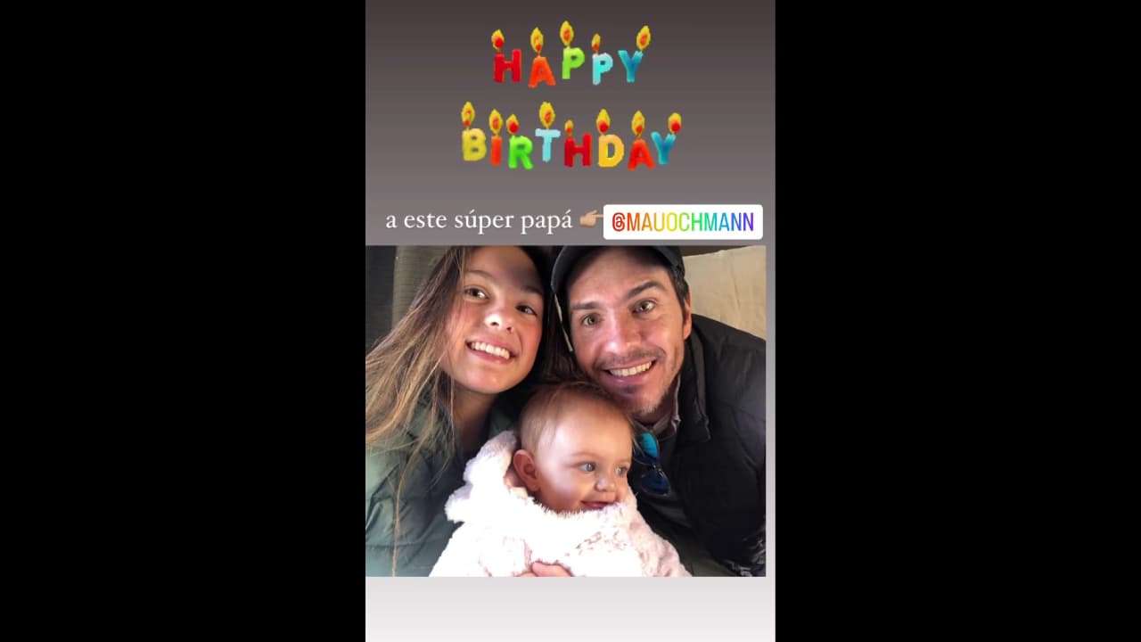 Aislinn Derbez compartió una tierna foto de Mauricio Ochmann con sus hijas