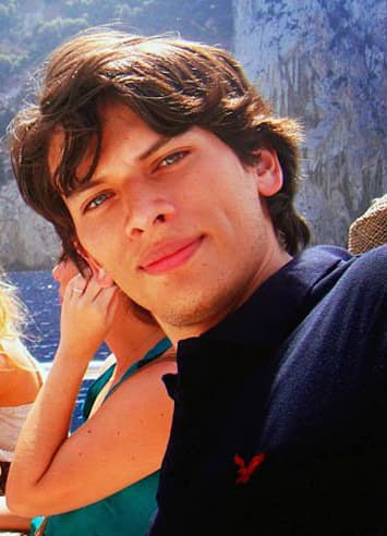 Ramiro siguió trabajando en televisión, actuó en melodramas como 'DKDA' (1999) y 'Por tu amor' (1999). En los últimos años ha participado en series unitarias como 'Lo que callamos las mujeres' y 'Como dice el dicho'.