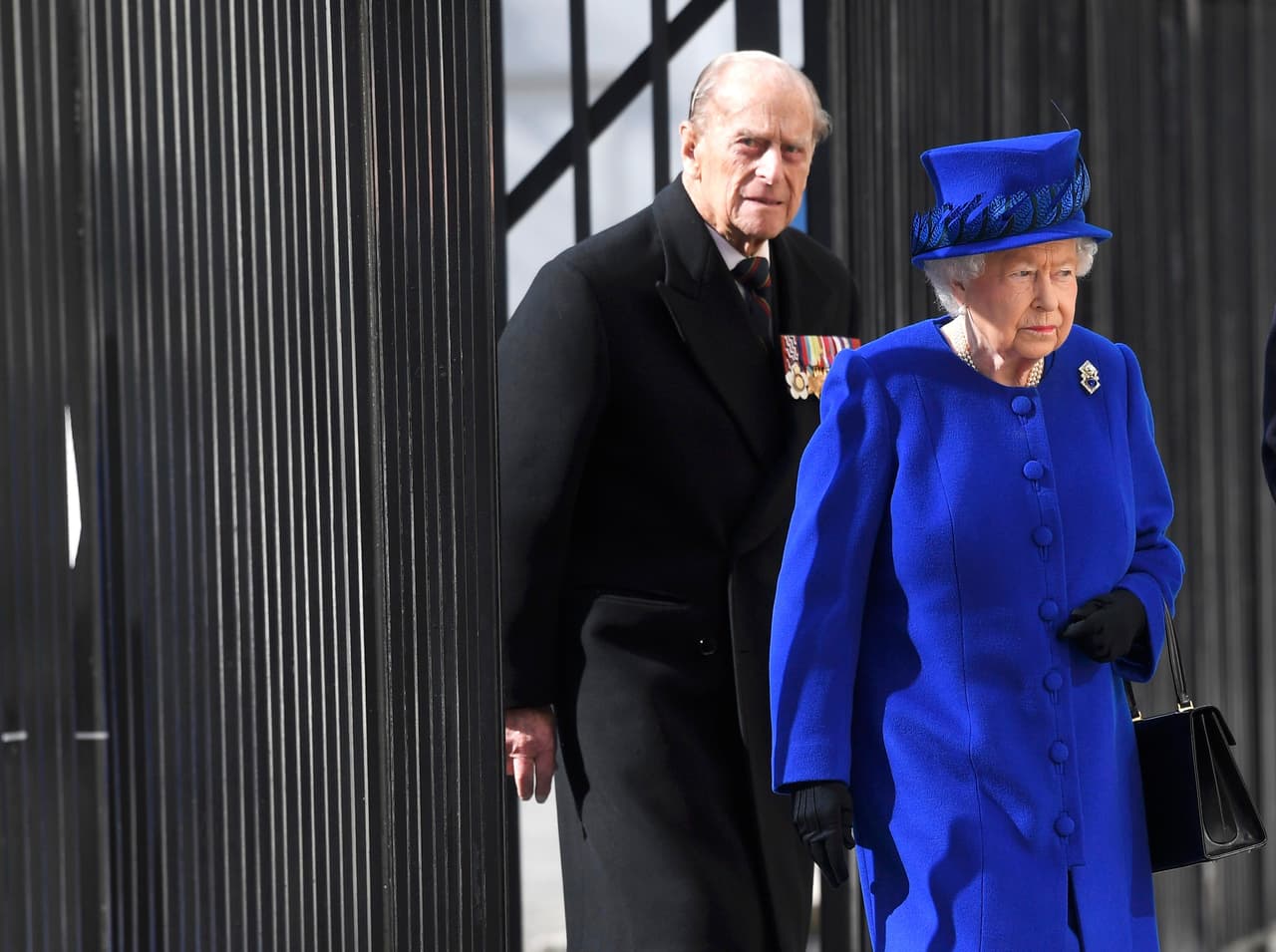 El esposo de la reina Isabel II durante 70 años, fue hospitalizado este miércoles para ser sometido a una operación de cadera en el hospital privado King Edward VII, al centro de la ciudad de Londres en Inglaterra.
<br>