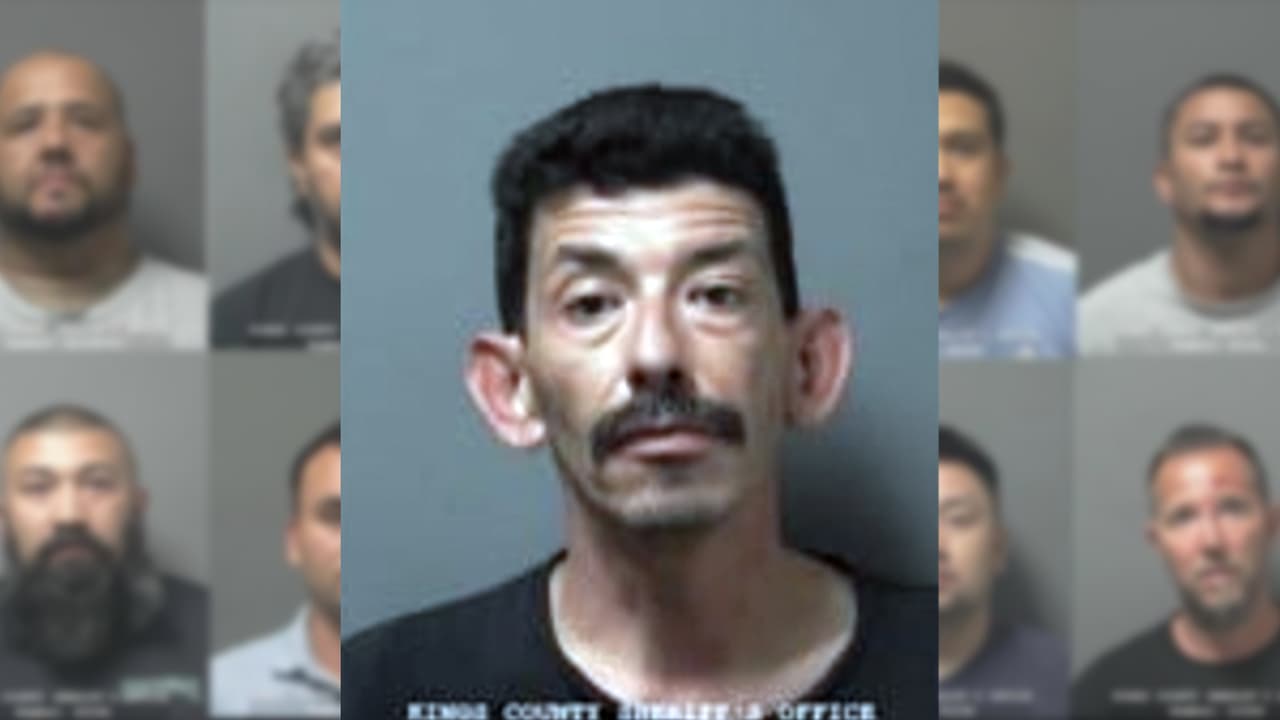 <b>Los arrestados durante el operativo incluyeron:</b>
<br>Edward Zuniga, 45, de Hanford
<br>Christian Loeffler, 35, de Lemoore
<br>Miguel Guarchaj Gomes, 29, de Visalia
<br>