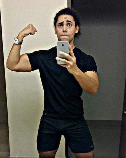 "Me la pasaba viendo televisión y enriqueciendo a las marcas de pastelito y de comida que engorda", dijo para EstiloDF.