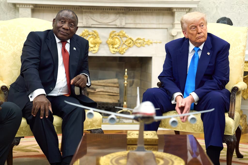 Otro pugilato televisado desde la Casa Blanca: el presidente de Sudáfrica cae en la diplomacia de "emboscadas" de Trump
