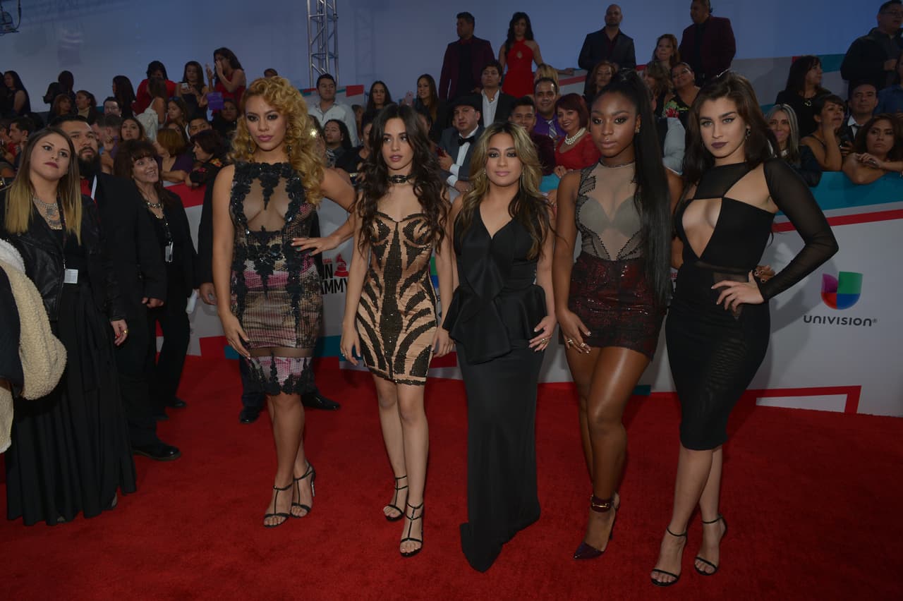 Por su extravagancia en conjunto, las Fifth Harmony merecen una mención aparte.