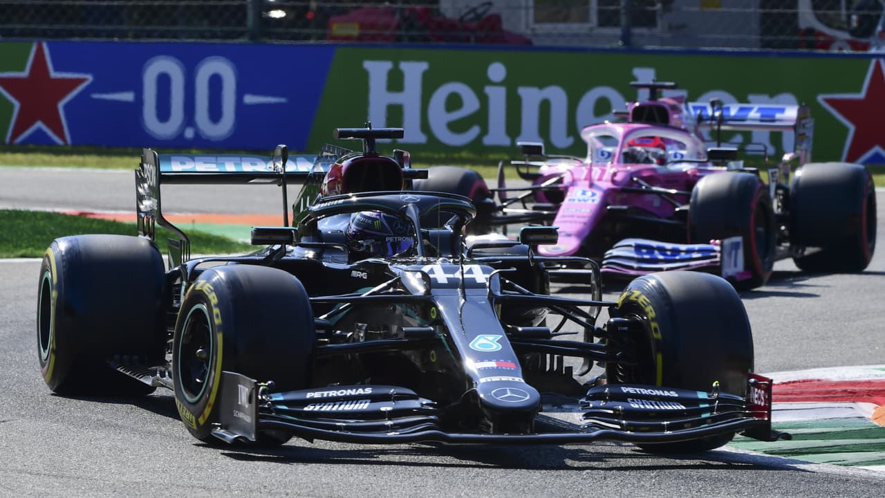 Estrategia impide podio de Sergio Pérez; Hamilton gana Imola