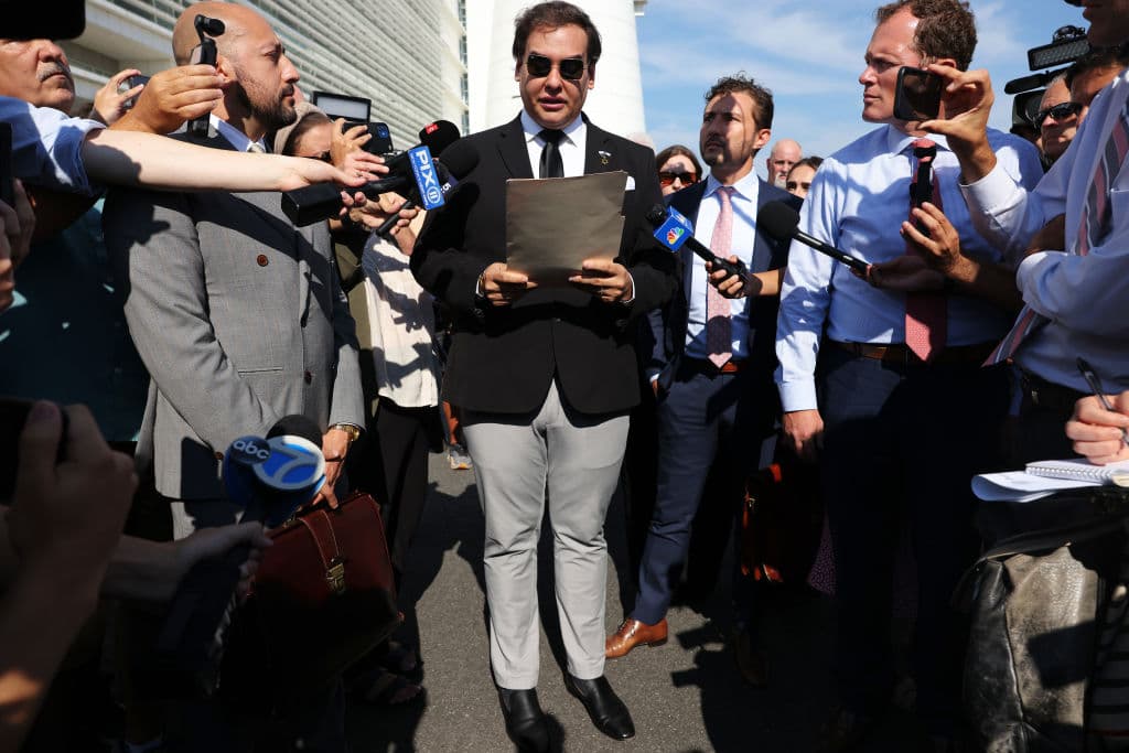 El juicio en su contra citó publicaciones en redes sociales donde 
<b>se presentaba como víctima de persecución política.</b>