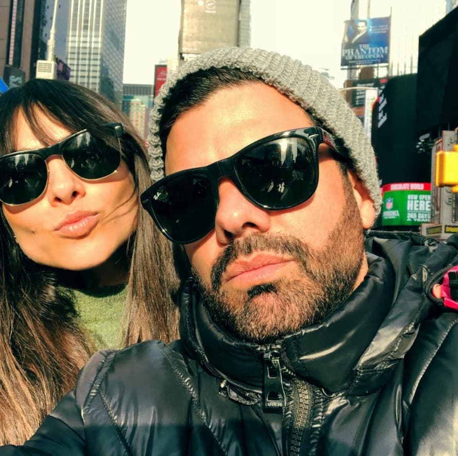 Aníbal es de lo más romántico y siempre le comparte tiernos mensajes: "Gracias por ser mi amiga, mi compañera, mi amante, mi media naranja, mi soulmate, mi otra mitad en fin mi todo".