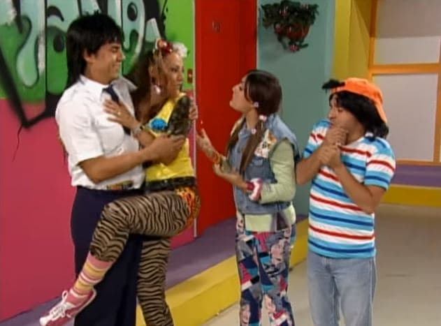 "[,,.] Con ella en específico, me jacto de la muy buena relación que tuve con ella, a pesar de muchos pesares, de diferencias que pudimos haber tenido [...] Es una mujer maravillosa, pero con un carácter especial, no es una mujer fácil [...]", mencionó.