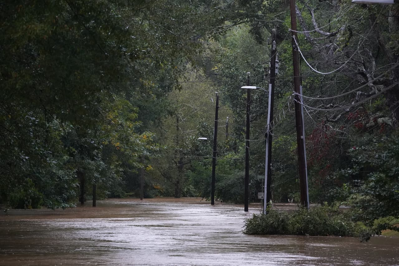 El área metropolitana de 
<b>Atlanta estaba bajo emergencia en previsión del peligro de inundaciones </b>repentinas.