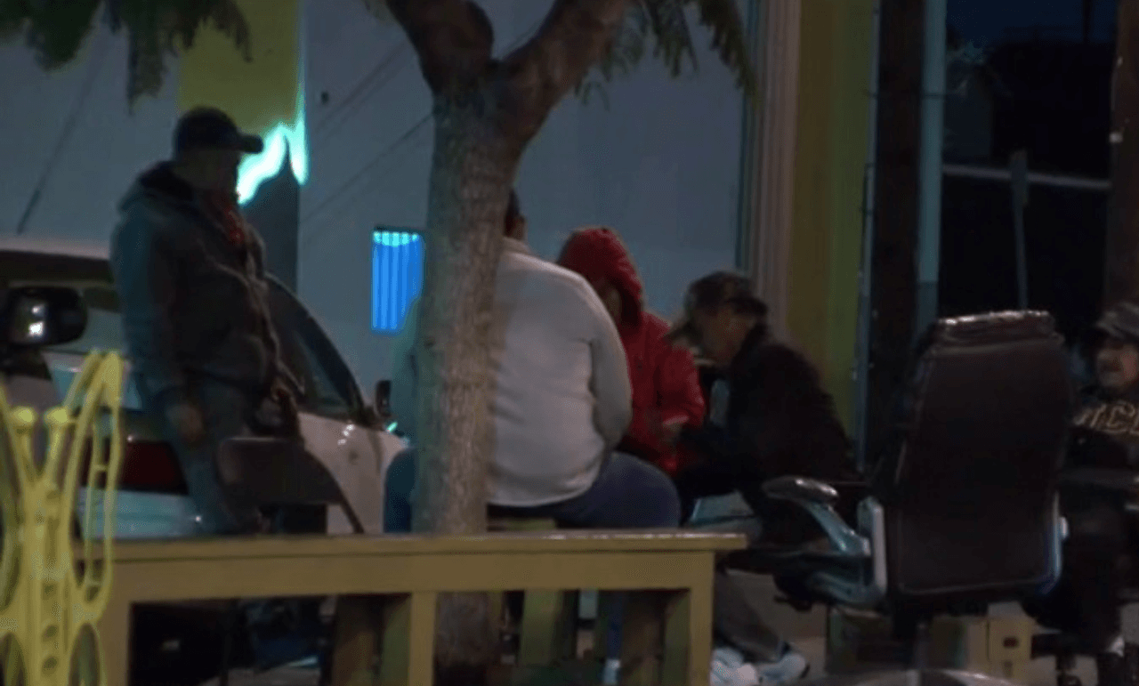 Eric Garcetti: "No gasten nuestros recursos, ni pongan sus vidas en riesgo"