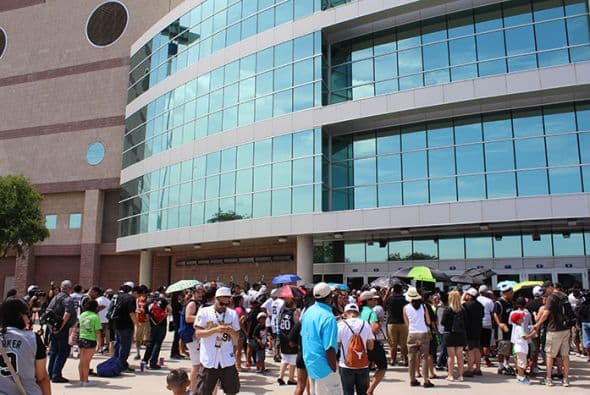 Photos: Spurs Championship Parade 2014