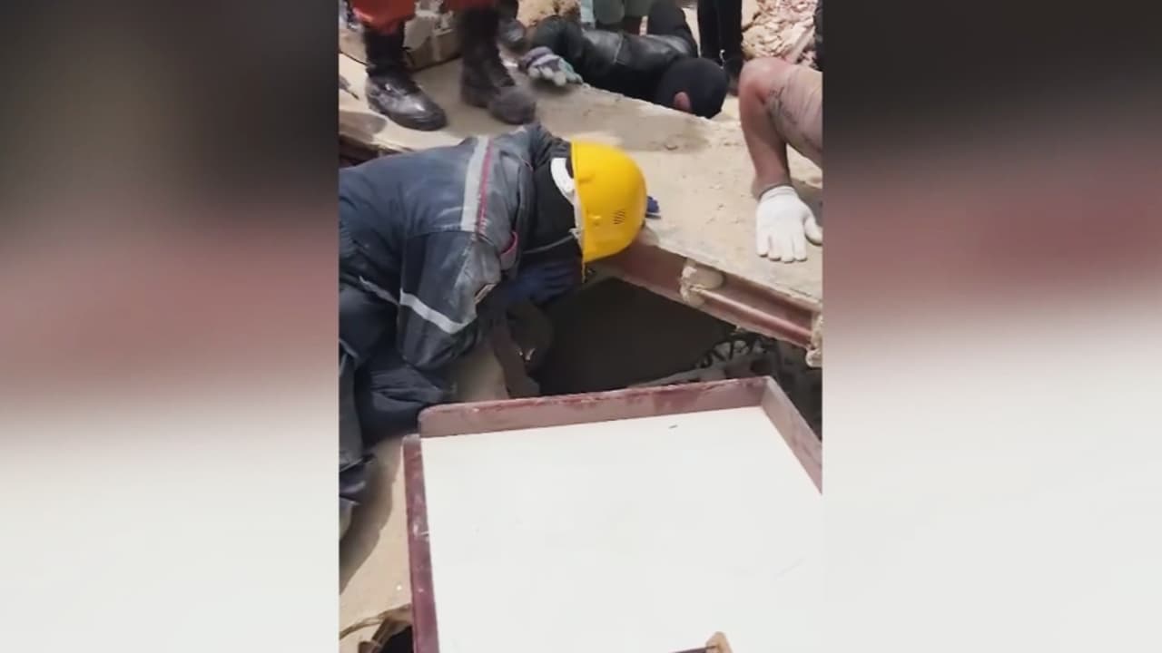 Niño cubano de diez años se encuentra bajo los escombros en Venezuela; afirman que sigue con vida