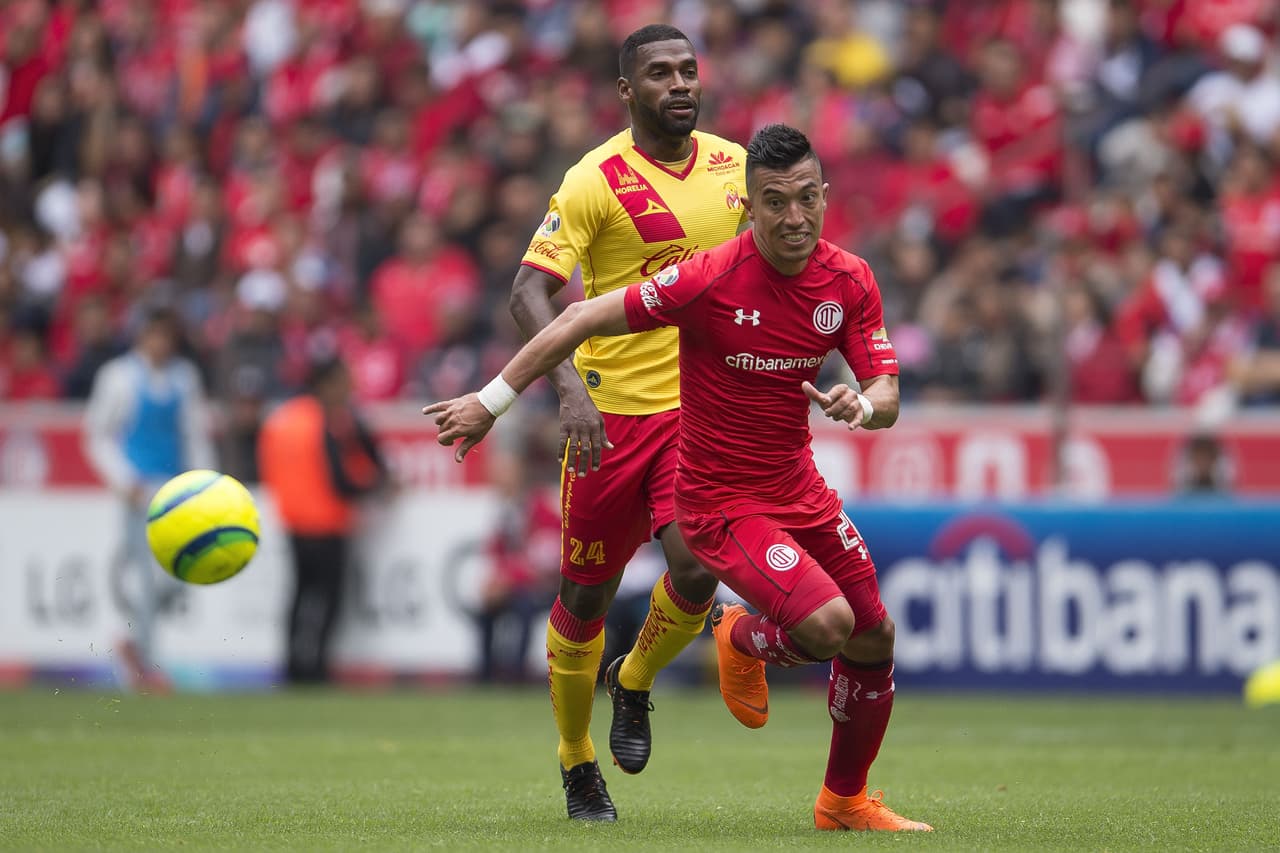 En la titular estuvo el colombiano Fernando Uribe, héroe en la ida con el gol del empate.