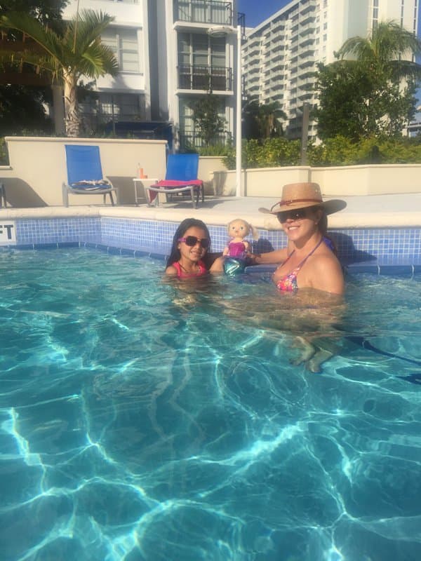 El percance además ocasionó que la artista cancelara sus compromisos de trabajo y su hija dejara la escuela.