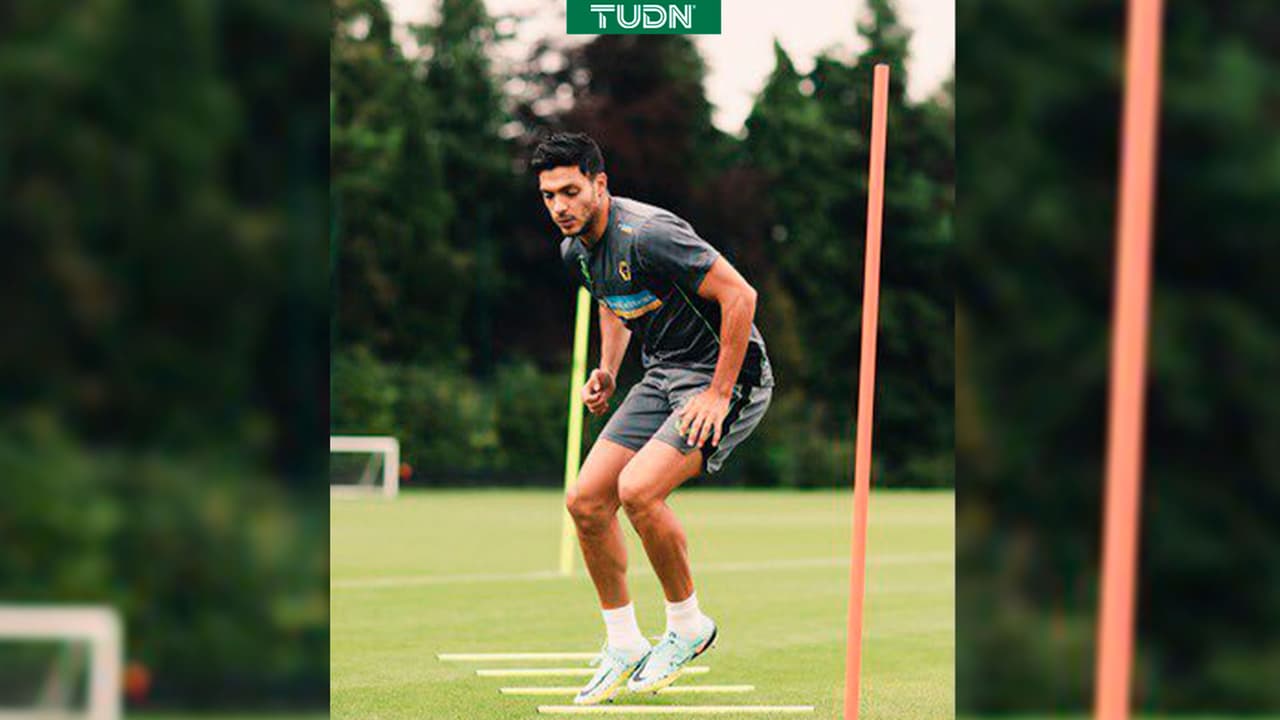 ¡Está de vuelta! Raúl Jiménez entrena con Wolves con miras al Mundial
