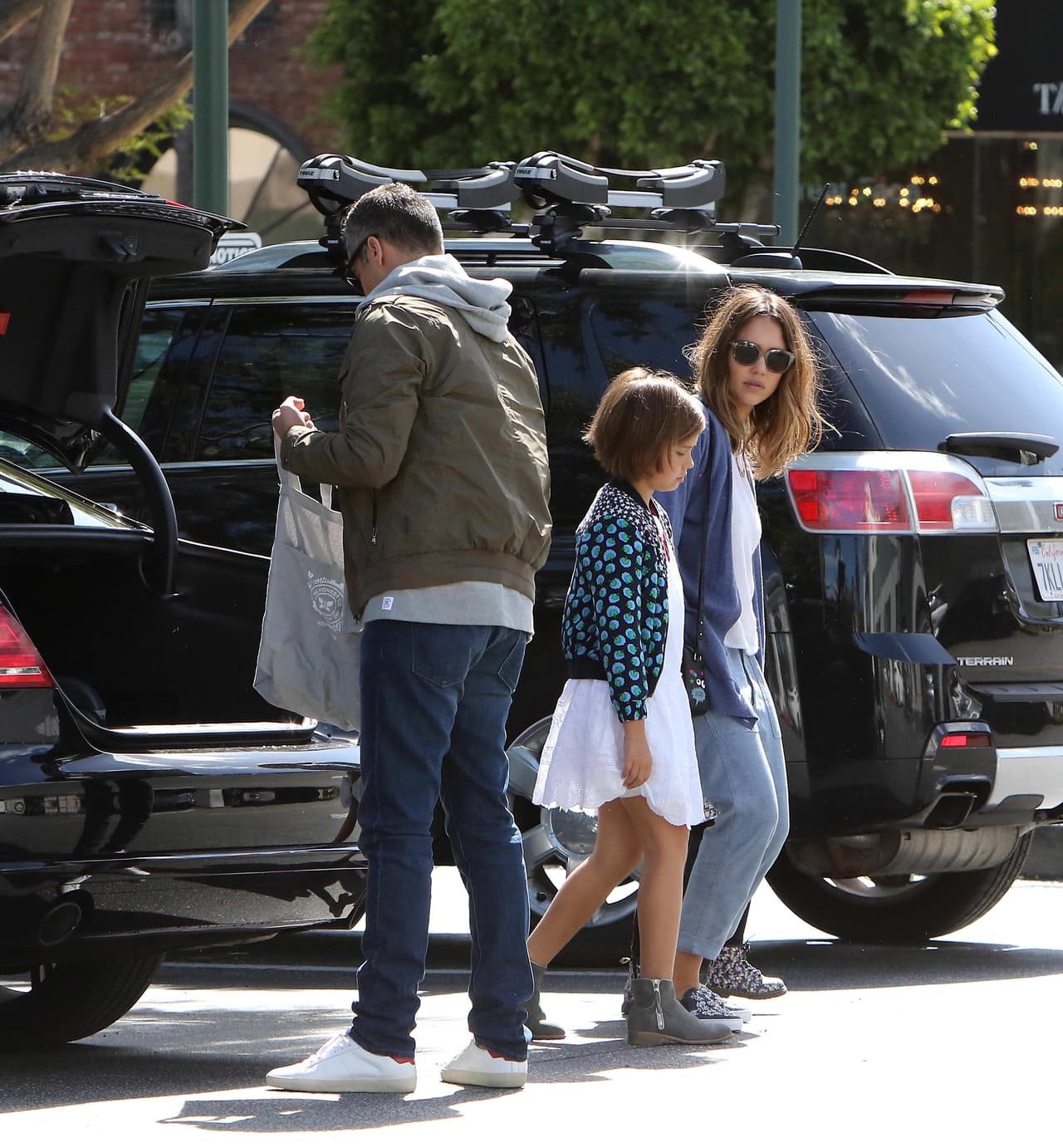 ¡Listo! Todo guardado en la cajuela.