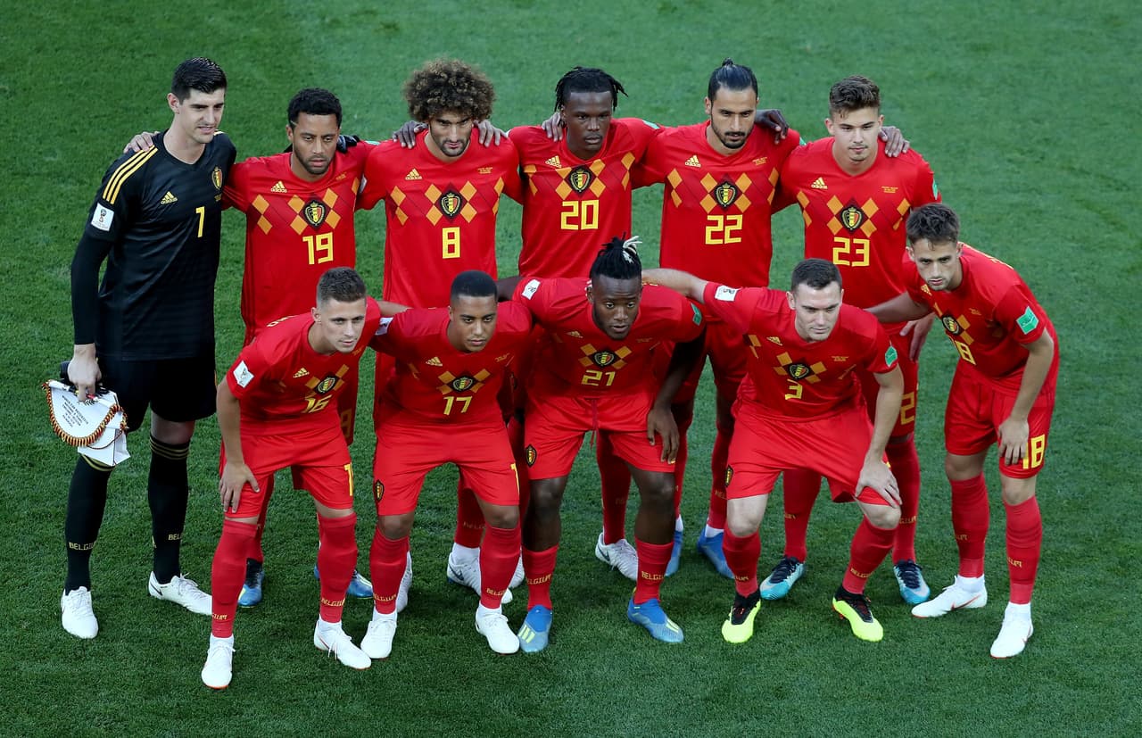 Mientras que Roberto Martínez lo hizo con Thibaut Courtois, Thomas Vermalen, Dedryck Boyata, Leander Dendoncker, Marouane Fellaini, Thorgan Hazard, Youri Tielemans, Nacer Chadli, Adnan Januzaj y Michy Batshuayi.