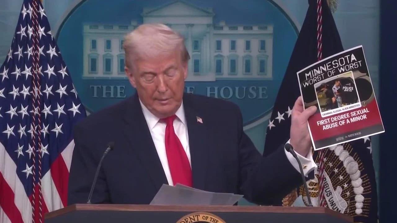 “Amo a los hispanos, son increíbles”: Trump en aniversario de su administración