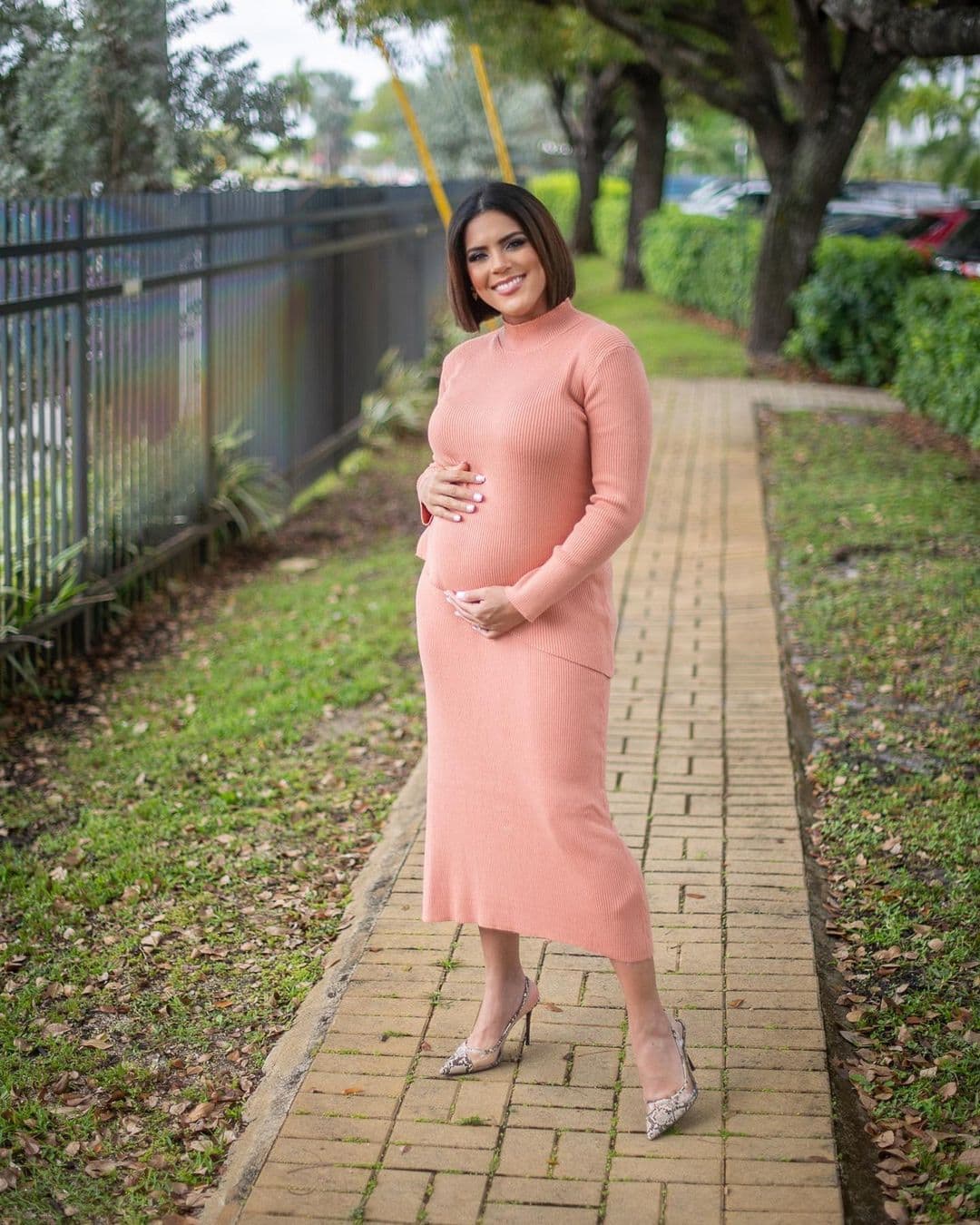 Sin embargo, en la recta final de esta hermosa etapa para a conductora, se le nota más que emocionada y feliz por hacer realidad su sueño de convertirse en mamá.