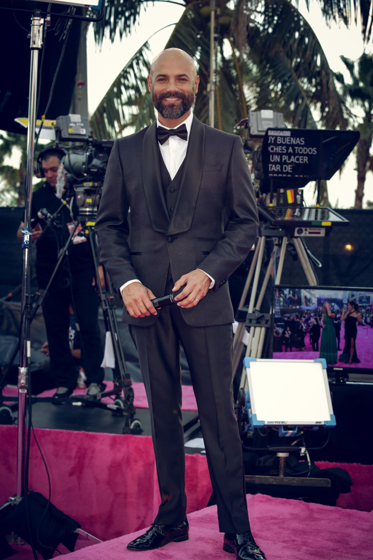 Javier Poza se sumó este año a la transmisión de la alfombra magenta.