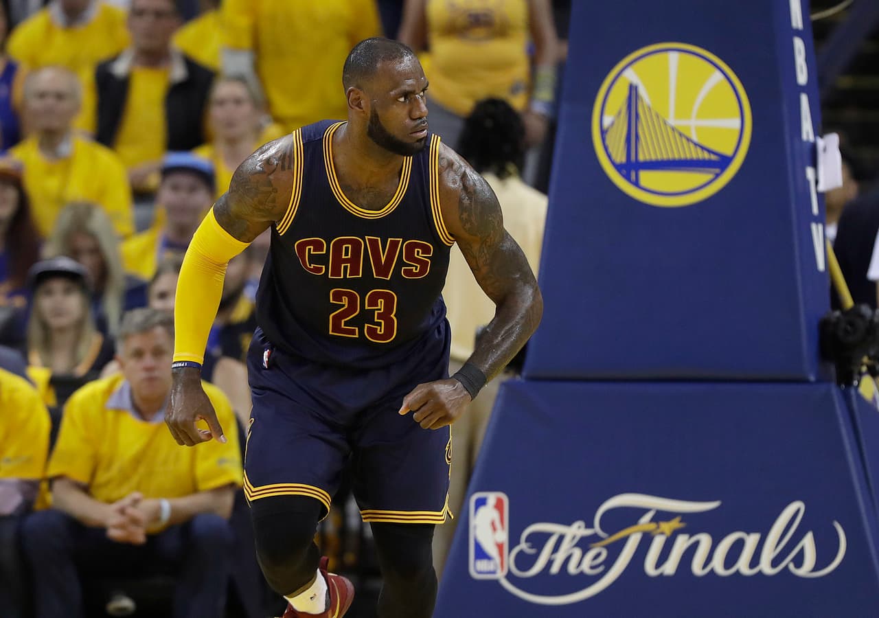 2. LeBron James (Cleveland Cavaliers / Baloncesto) - 86,2 millones de dólares