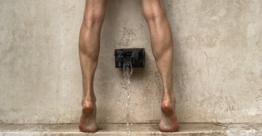 La actriz de telenovelas como 
<b><a href="https://www.univision.com/shows/cuna-de-lobos/nada-ni-nadie-detuvo-a-catalina-creel-esto-sucedio-en-el-final-de-cuna-de-lobos" target="_blank">la nueva versión de Cuna de Lobos</a></b> reiteró que, desde su punto de vista, la bisexualidad es un aspecto que existe en todas las personas: "Lo tenemos ahí, nada más hay quienes lo ahogan más o menos". 
<br>