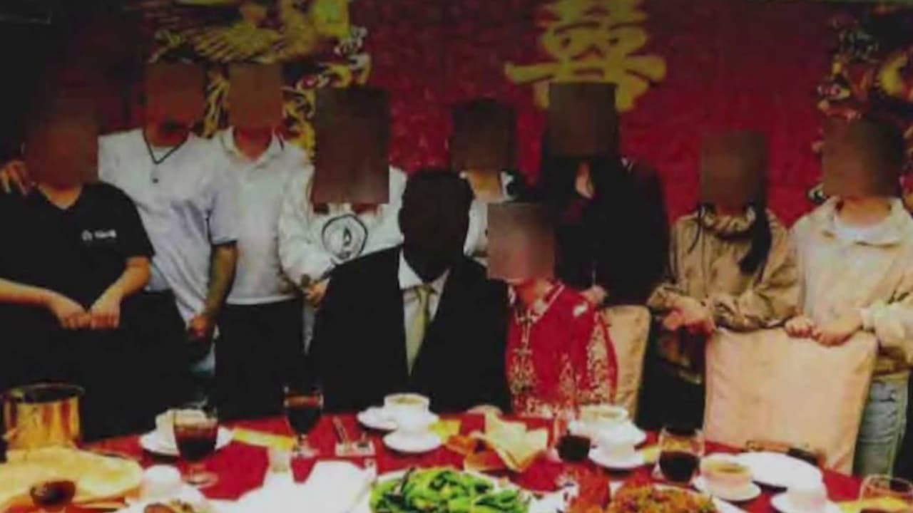 Desmantelan una red de matrimonios fraudulentos en Nueva York: 11 personas enfrentan cargos
