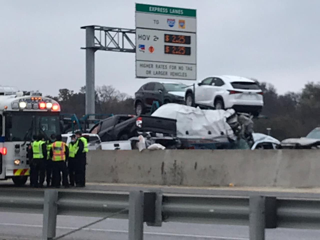 El 
<b><a href="https://www.univision.com/local/austin-kakw/servicio-nacional-de-meteorologia-pide-a-texanos-evitar-conducir-ante-carreteras-congeladas">Servicio Nacional de Meteorología pidió a los texanos a mantenerse en sus residencias este jueves</a></b> luego de que amanecieran las carreteras congeladas en Texas.