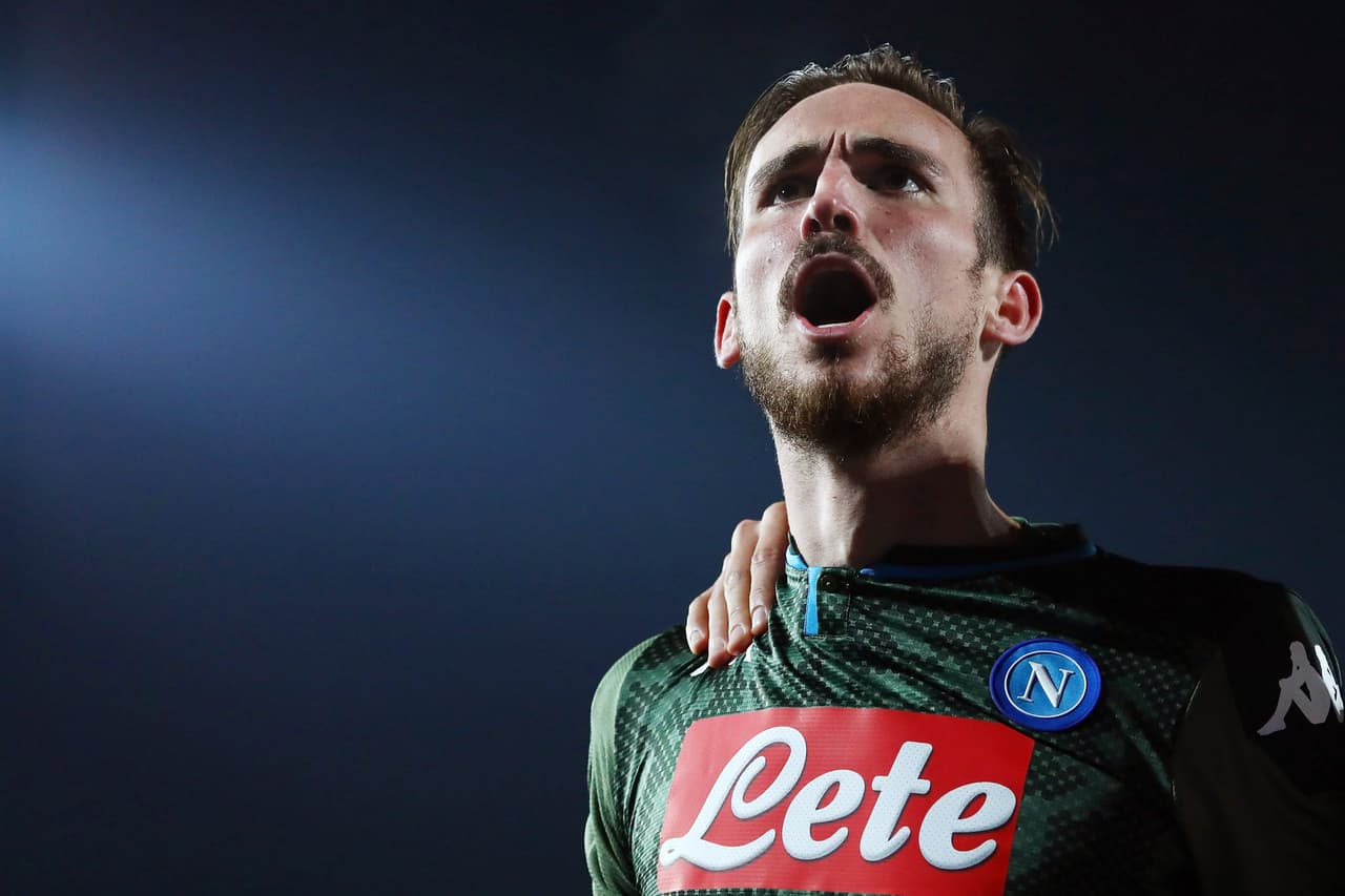 Hirving ‘Chucky’ Lozano salió a la banca. Chancellor (26’) daba la victoria momentánea a los locales hasta que, cobrando un tiro penal, Insigne emparejó el encuentro. Ruiz Peña al 54’ dio la vuelta al partido para volver a casa con tres puntos en la bolsa.