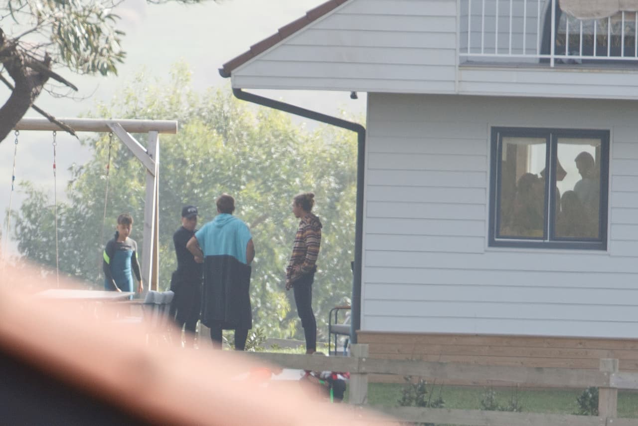 “A lo mejor [se quedó en la residencia] para darle clases [a la estrella] en tierra firme y a toda hora”, mencionó.
<br>