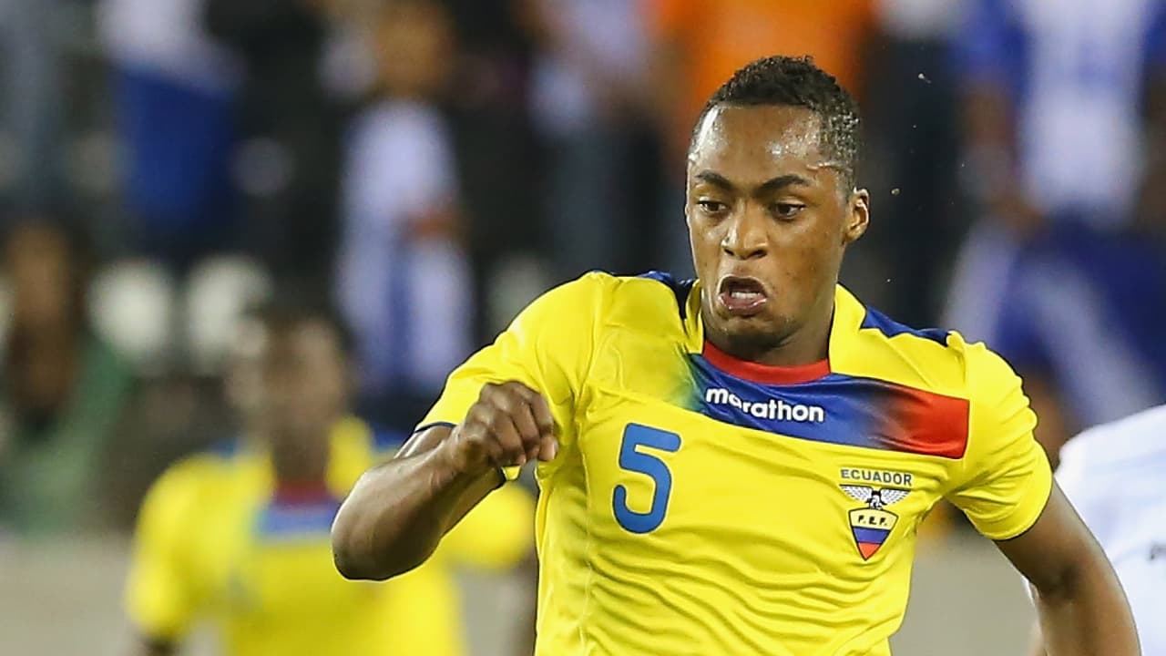 Revelan detalles por los que Rento Ibarra dejó la selección de Ecuador