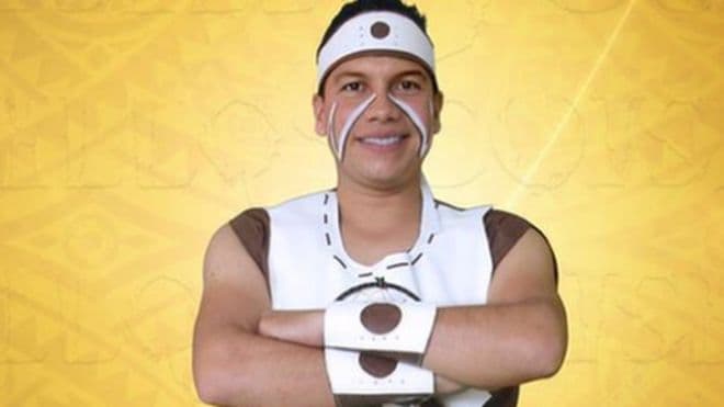 Ernesto Ruiz, vocalista de la banda Cuisillos, fue asesinado a finales de 2017 en la puerta de su casa en Guadalajara, Jalisco, por dos sujetos que le dispararon y que después huyeron en un vehículo color negro. Las primeras líneas de investigación señalan que fue un ataque directo contra el músico y, a pesar de que hay videos del auto donde huyeron, hasta el momento no se ha dado con los asesinos.