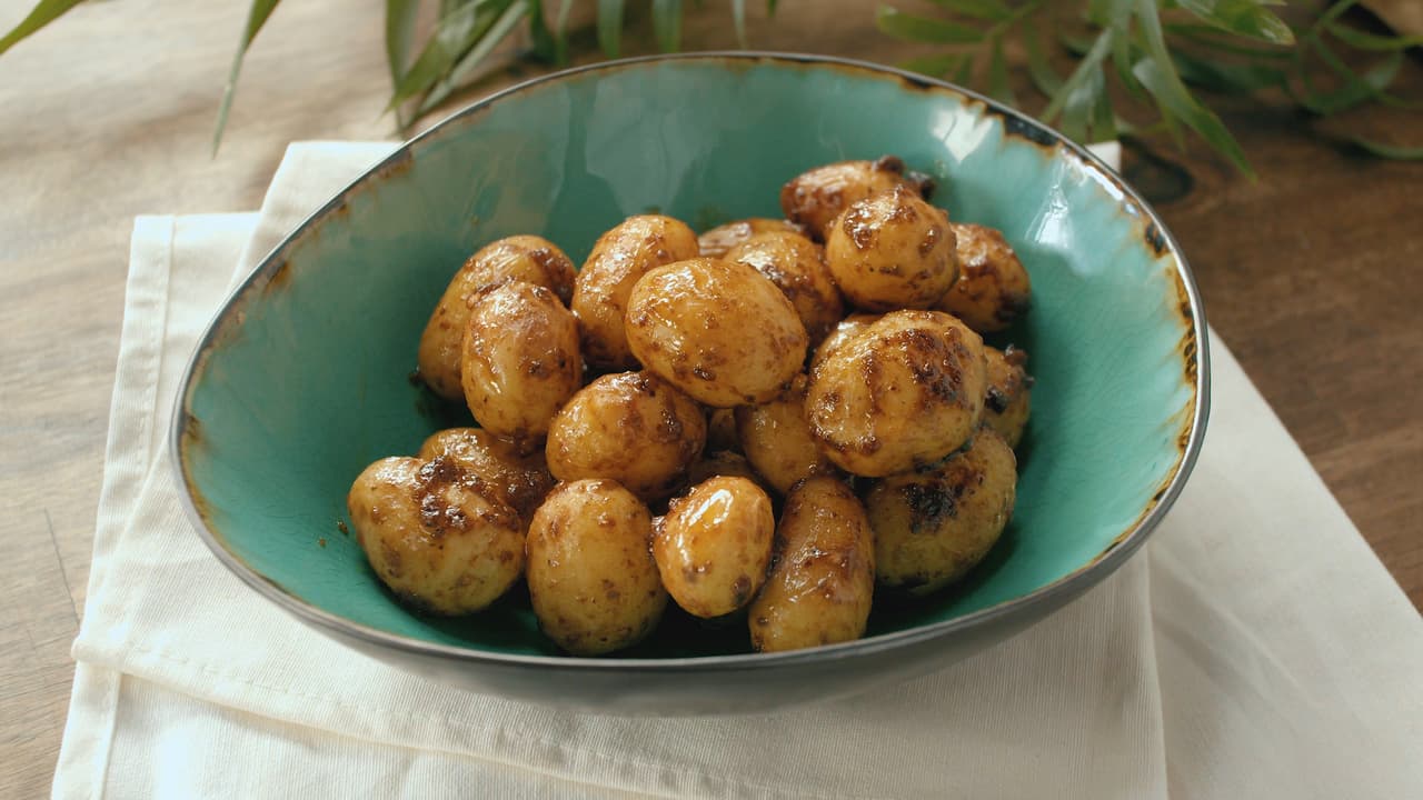 Papas con chile y limón