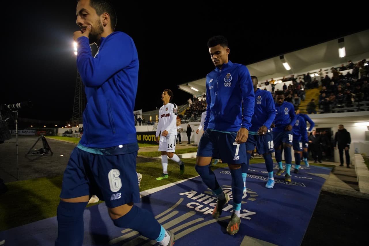 Renzo Saravia (50’), Luis Fernando Díaz (68’) y Tiquinho Soares (72’) marcaron para los Dragones.
