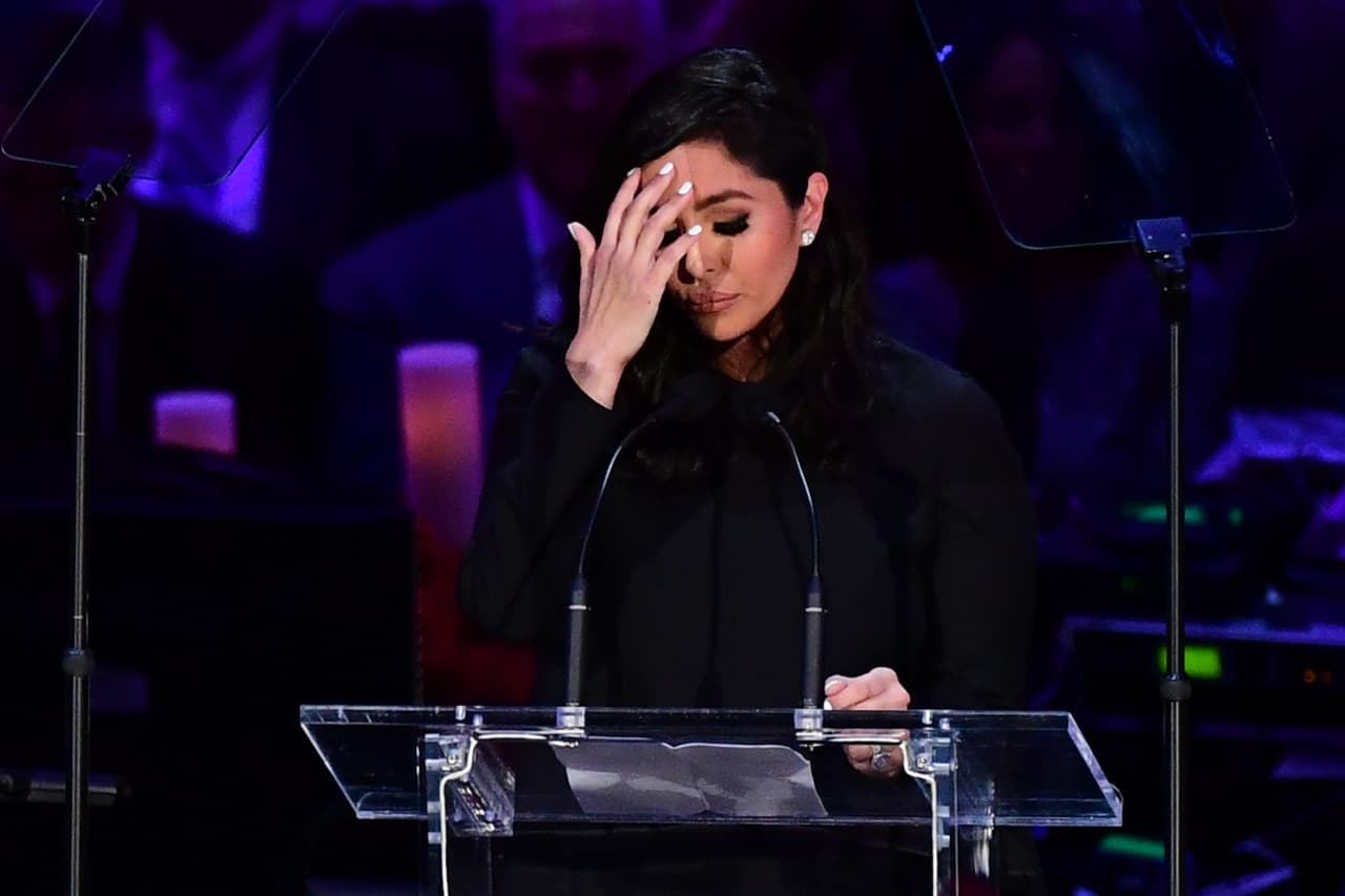 Sobre su hija Gianna, Bryant dijo que "Ella escribió artículos en la escuela defendiendo a las mujeres y escribió sobre la injusta diferencia salarial entre la NBA y la WNBA (la liga profesional femenina). El objetivo de Gigi era jugar en la WNBA ".