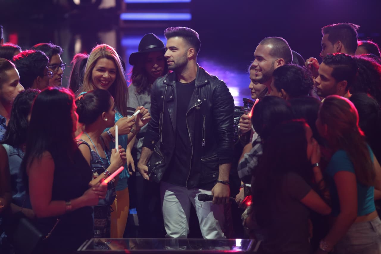 Mira cómo se preparan las bellas antes de subir al escenario sumándote al backstage de #NBL VIP.