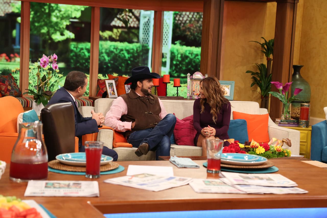 Jerry Bazúa siempre se siente en familia cuando está en Despierta América.